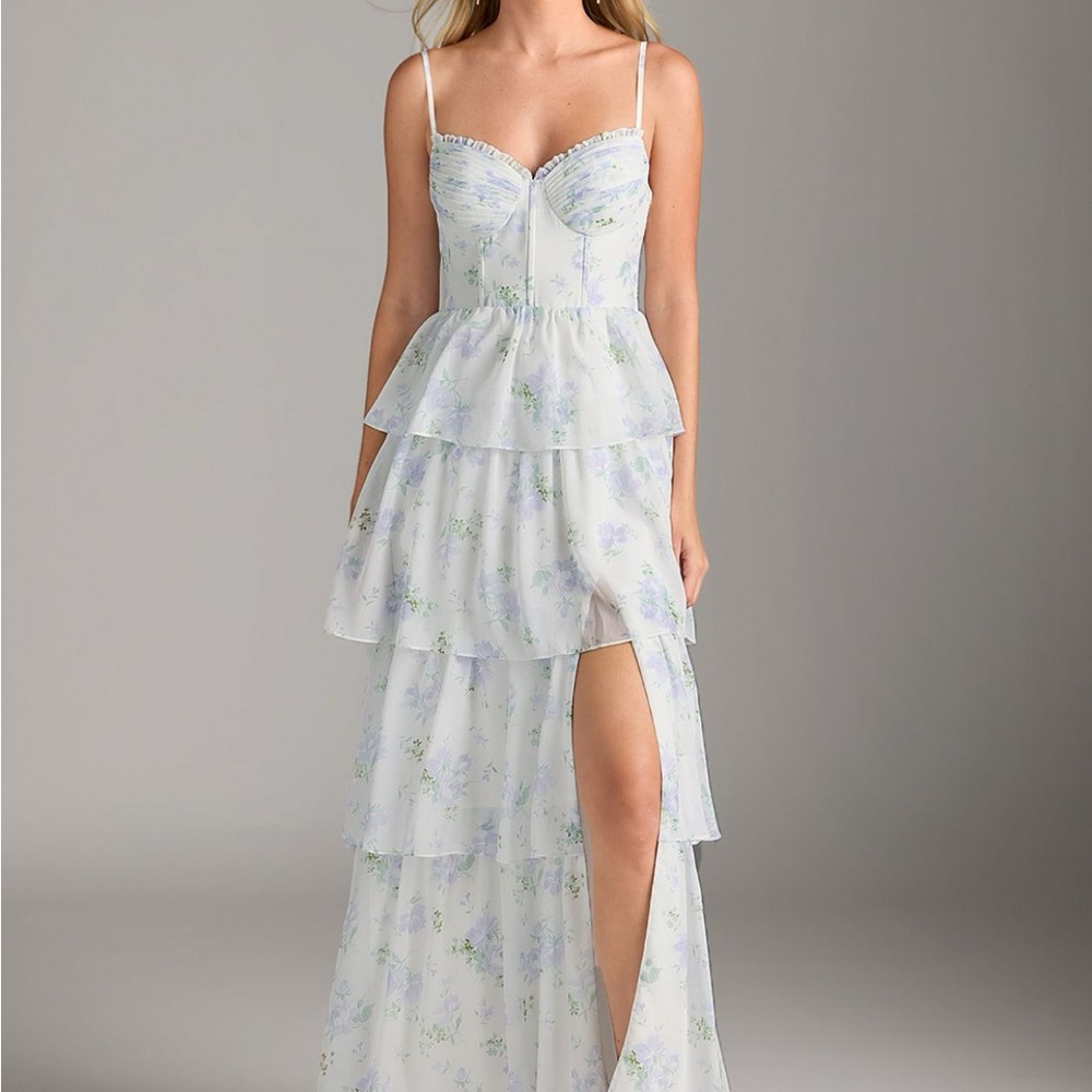 Elegant Floral Tiered Maxi Dress
